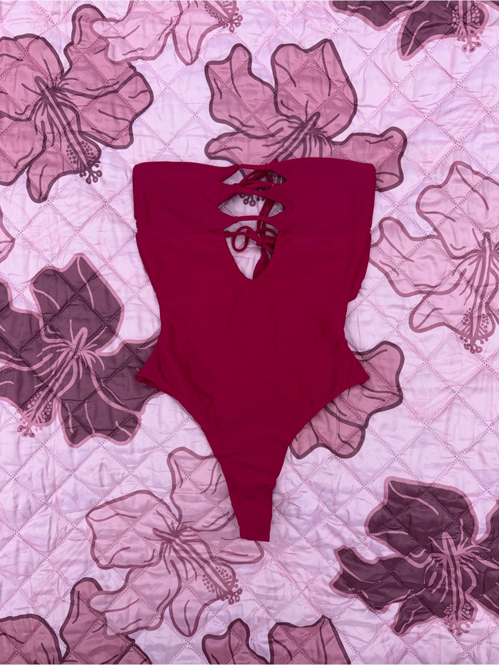 benoa india one piece nwot 🩷💐